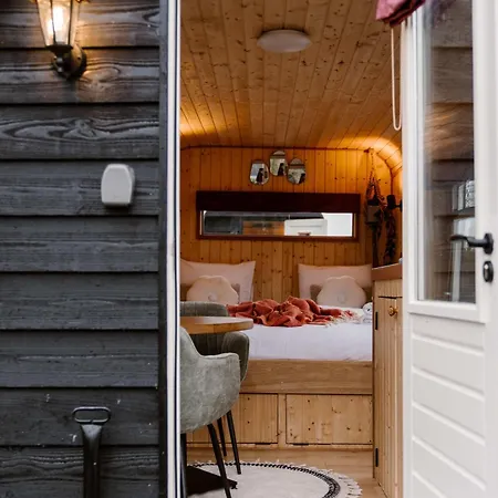 木屋 Crash'nstay - Juffrouw Jansen 瓦尔威克