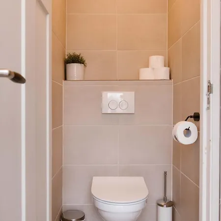 Crash'nstay - Juffrouw Jansen *